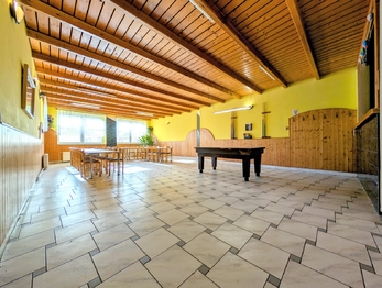 1. NP - restaurace/společenský sál... - Prodej obchodních prostor, Březník