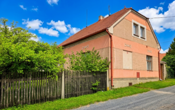 Prodej domu 200 m², Běleč