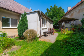 Prodej domu 186 m², Břasy