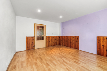 Prodej domu 186 m², Břasy