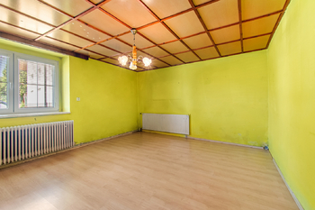 Prodej domu 186 m², Břasy