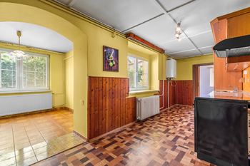 Prodej domu 186 m², Břasy