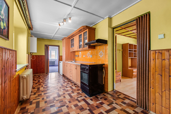 Prodej domu 186 m², Břasy