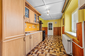 Prodej domu 186 m², Břasy