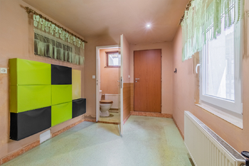 Prodej domu 186 m², Břasy