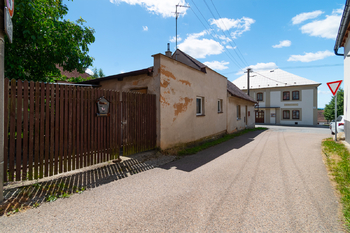 Prodej domu 186 m², Břasy