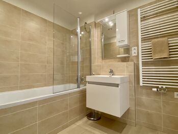 Pronájem bytu 2+kk v osobním vlastnictví 57 m², Praha 4 - Hodkovičky