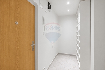 chodba - Prodej bytu 3+kk v osobním vlastnictví 68 m², Praha 4 - Braník