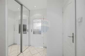 chodba - Prodej bytu 3+kk v osobním vlastnictví 68 m², Praha 4 - Braník