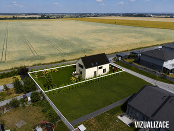 Prodej pozemku 725 m², Polerady