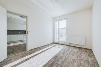 Pronájem bytu 2+kk v osobním vlastnictví 38 m², Nehvizdy