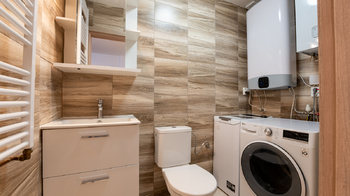 Přízemí - WC - Prodej bytu 3+kk v osobním vlastnictví 74 m², Ivanovice na Hané