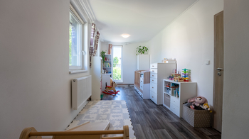 Patro - dětský pokoj - Prodej bytu 3+kk v osobním vlastnictví 74 m², Ivanovice na Hané
