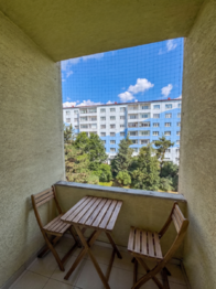 Lodžie na mezipodestě - Prodej bytu 2+1 v družstevním vlastnictví 52 m², Praha 10 - Záběhlice