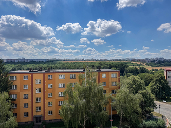 Výhled z okna - Prodej bytu 2+1 v družstevním vlastnictví 52 m², Praha 10 - Záběhlice
