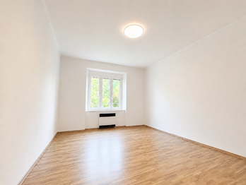 Pronájem bytu 2+kk v osobním vlastnictví 42 m², Praha 10 - Strašnice