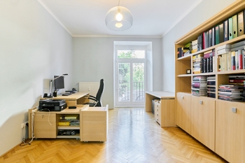 Prodej bytu 3+1 v osobním vlastnictví 106 m², Praha 3 - Vinohrady