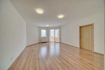 Pronájem bytu 2+kk v osobním vlastnictví 60 m², Velký Osek