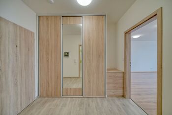 Pronájem bytu 2+kk v osobním vlastnictví 60 m², Velký Osek