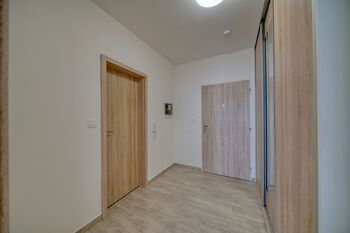 Pronájem bytu 2+kk v osobním vlastnictví 60 m², Velký Osek