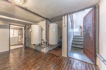 Technické zázemí 1.PP - Prodej domu 216 m², Praha 4 - Kunratice