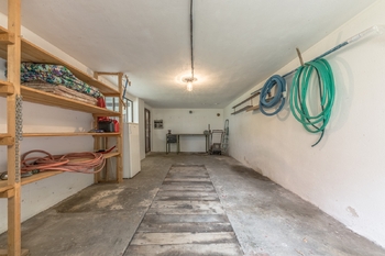 Garáž - Prodej domu 216 m², Praha 4 - Kunratice