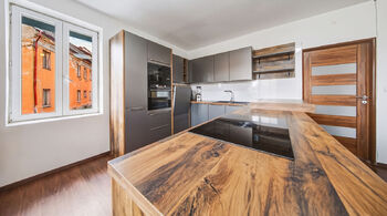 KUCHYŇSKÁ LINKA - Prodej domu 190 m², Cvikov