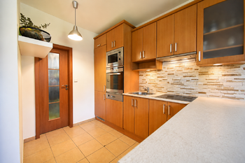 Prodej bytu 3+kk v osobním vlastnictví 76 m², Lichoceves