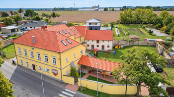 Základní a mateřská škola Noutonice - Prodej bytu 3+kk v osobním vlastnictví 76 m², Lichoceves