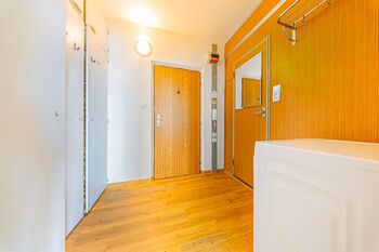 předsíň - Prodej bytu 1+kk v družstevním vlastnictví 25 m², Praha 4 - Kamýk