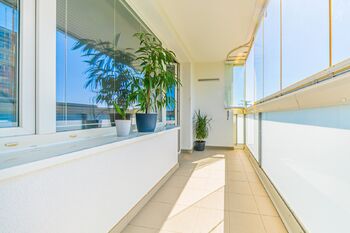 lodžie - Prodej bytu 1+kk v družstevním vlastnictví 25 m², Praha 4 - Kamýk 