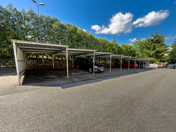 parkovací stání - Prodej bytu 4+kk v osobním vlastnictví 84 m², Netolice