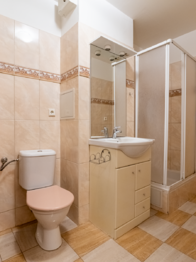 koupelna - Prodej bytu 4+kk v osobním vlastnictví 84 m², Netolice