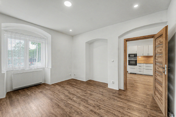 Ložnice - Prodej bytu 3+kk v osobním vlastnictví 61 m², Dobročovice