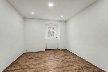 Pokoj - Prodej bytu 3+kk v osobním vlastnictví 61 m², Dobročovice