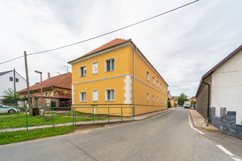 Prodej bytu 3+kk v osobním vlastnictví 61 m², Dobročovice