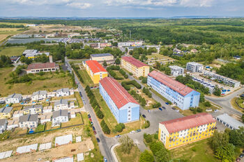 Dům  - Prodej bytu 2+kk v osobním vlastnictví 55 m², Milovice