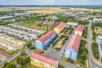 Pohled na dům  - Prodej bytu 2+kk v osobním vlastnictví 55 m², Milovice