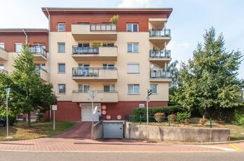Pronájem garážového stání, Praha 5 - Radotín