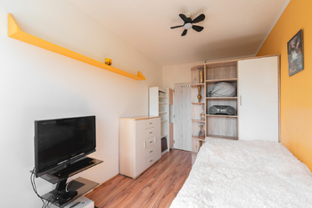 Prodej bytu 3+kk v osobním vlastnictví 65 m², Praha 10 - Horní Měcholupy