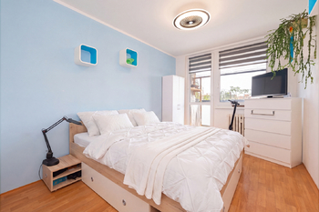 Prodej bytu 3+kk v osobním vlastnictví 65 m², Praha 10 - Horní Měcholupy