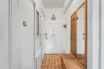 Prodej bytu 1+1 v osobním vlastnictví 42 m², Praha 4 - Braník