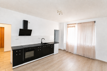 Prodej bytu 3+1 v družstevním vlastnictví 81 m², Chomutov