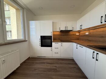 Pronájem bytu 3+1 v osobním vlastnictví 74 m², Frýdek-Místek