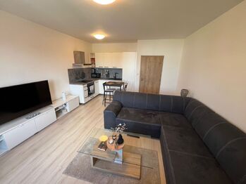 Pronájem bytu 1+kk v osobním vlastnictví 33 m², Beroun
