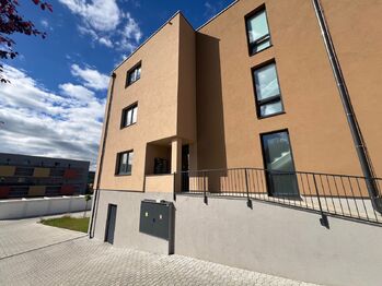 Pronájem bytu 1+kk v osobním vlastnictví 33 m², Beroun