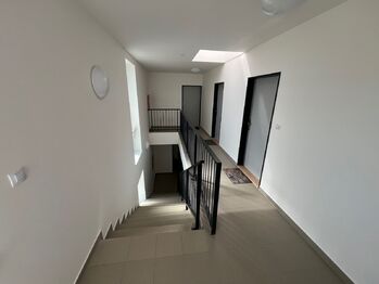 Pronájem bytu 1+kk v osobním vlastnictví 33 m², Beroun