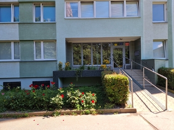 Pronájem bytu 2+1 v osobním vlastnictví 57 m², Praha 10 - Strašnice