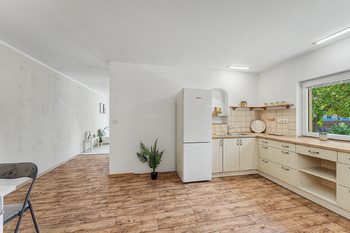 Kuchyň - Prodej domu 96 m², Svatý Mikuláš