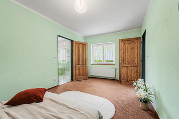 Ložnice - Prodej domu 96 m², Svatý Mikuláš